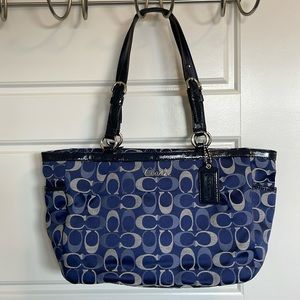 Coach Gallery Signature Tote